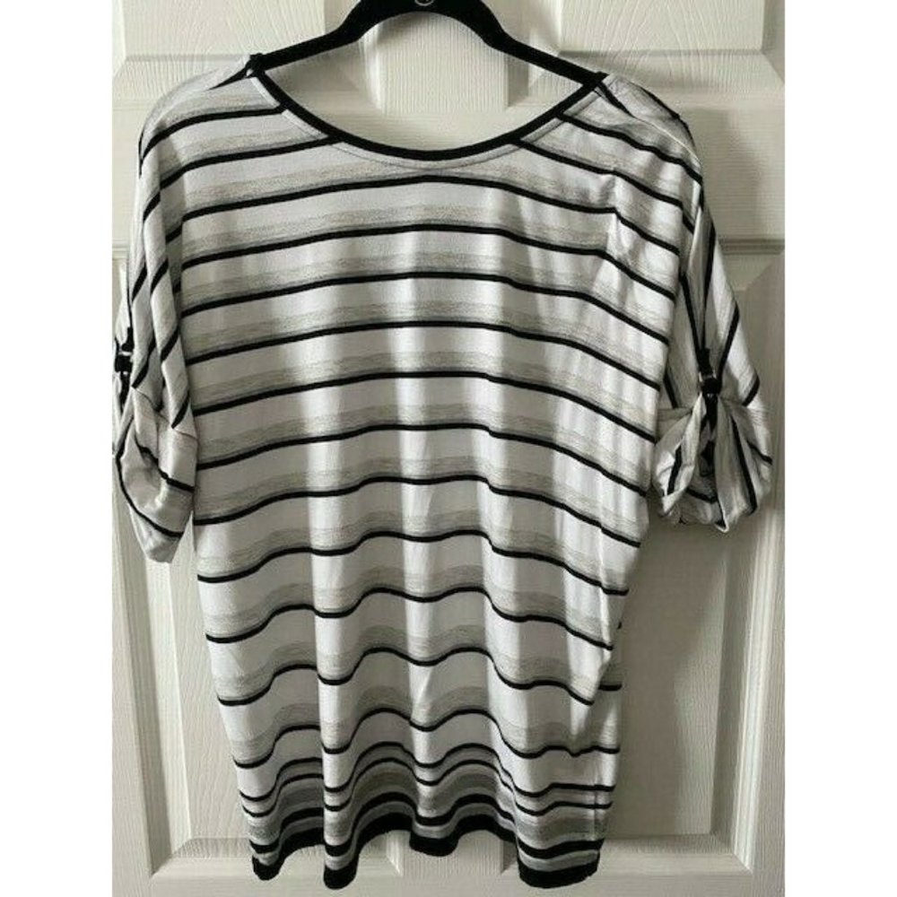 WHITE HOUSE BLACK MARKET BLOUSE